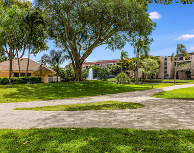 2255 Lindell Boulevard - Photo Thumbnail 43