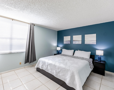 2255 Lindell Boulevard - Photo Thumbnail 32