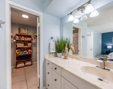 2255 Lindell Boulevard - Photo Thumbnail 36