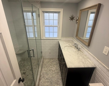 396 Chestnut Avenue - Photo Thumbnail 11
