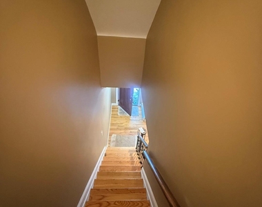 396 Chestnut Avenue - Photo Thumbnail 17