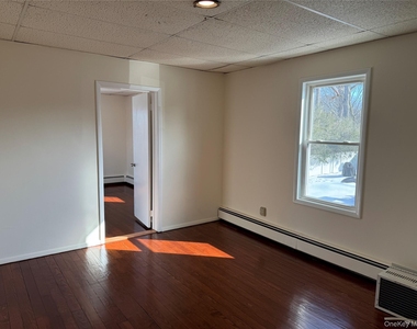 61 Nassau Avenue - Photo Thumbnail 3