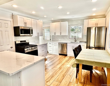 16 Osceola Lane - Photo Thumbnail 4