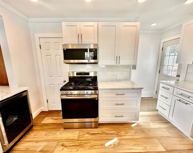 16 Osceola Lane - Photo Thumbnail 6