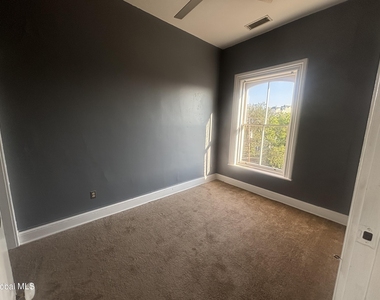 17 Ash Grove Place - Photo Thumbnail 3
