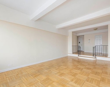 930 Grand Concourse - Photo Thumbnail 8