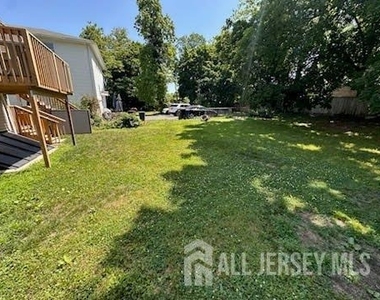 826 George Street - Photo Thumbnail 19