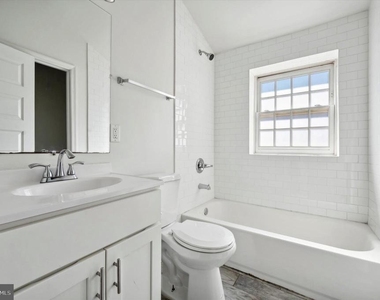 5011 Germantown Avenue - Photo Thumbnail 4