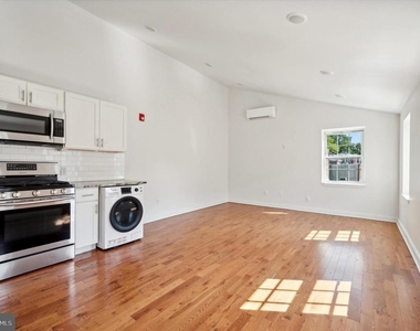 5011 Germantown Avenue - Photo Thumbnail 7