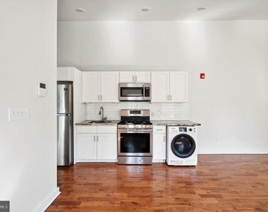 5011 Germantown Avenue - Photo Thumbnail 11