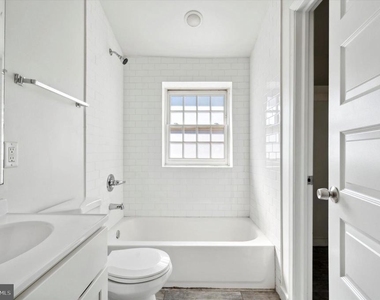 5011 Germantown Avenue - Photo Thumbnail 5