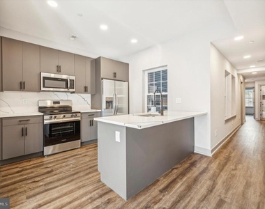 1426 1426 N 7th - Photo Thumbnail 5