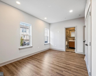 1426 1426 N 7th - Photo Thumbnail 11