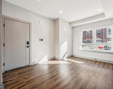 1426 1426 N 7th - Photo Thumbnail 1