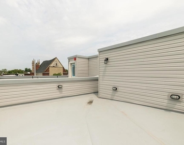 419 W Cumberland Street - Photo Thumbnail 2