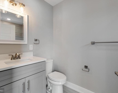 419 W Cumberland Street - Photo Thumbnail 13