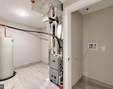 419 W Cumberland Street - Photo Thumbnail 1