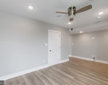 419 W Cumberland Street - Photo Thumbnail 5
