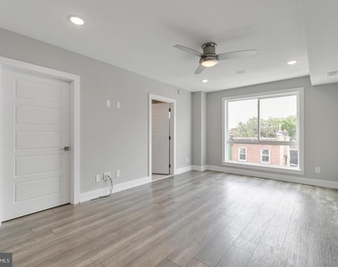 419 W Cumberland Street - Photo Thumbnail 18