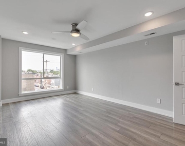 419 W Cumberland Street - Photo Thumbnail 15