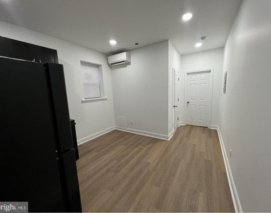 2115 E Chelten Avenue - Photo Thumbnail 8