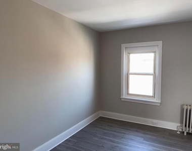 706 Chain Street - Photo Thumbnail 12