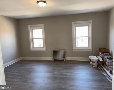 706 Chain Street - Photo Thumbnail 5