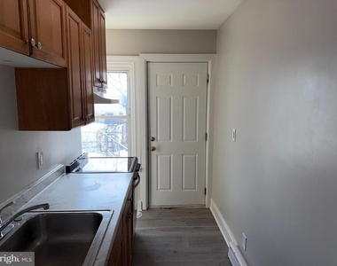 706 Chain Street - Photo Thumbnail 1