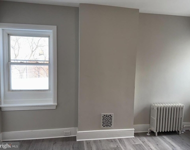 706 Chain Street - Photo Thumbnail 7