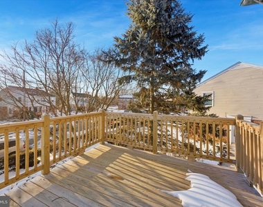 206 W Parkway Avenue - Photo Thumbnail 14