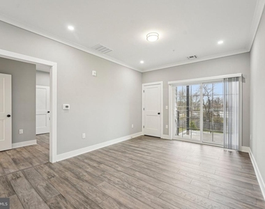 2421 Bristol Road - Photo Thumbnail 6