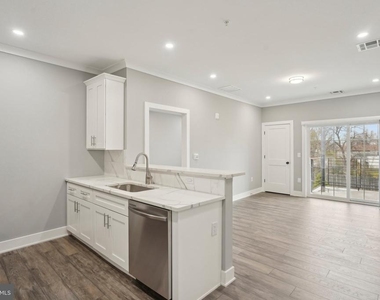 2421 Bristol Road - Photo Thumbnail 4
