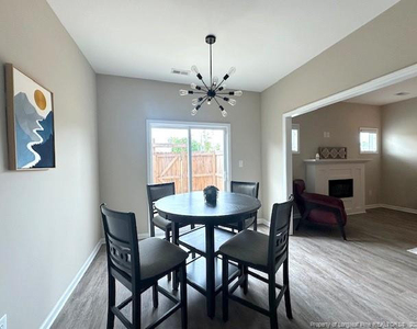 1011 Kingscote Drive - Photo Thumbnail 11