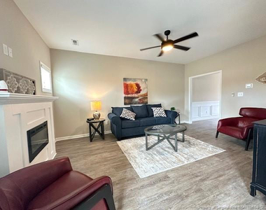 1011 Kingscote Drive - Photo Thumbnail 5