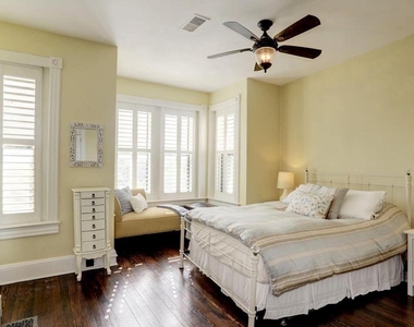 1932 35th Street Nw - Photo Thumbnail 10