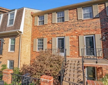 3265-a Nw Sutton Place Nw - Photo Thumbnail 1