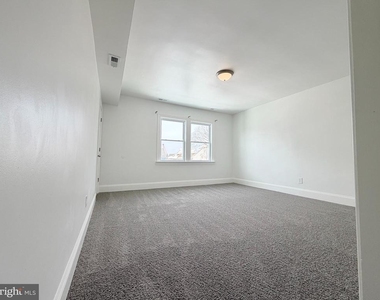 1709 Trinidad Avenue Ne - Photo Thumbnail 2