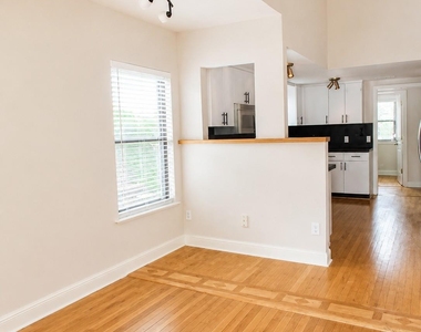 1410 W 51st St - Photo Thumbnail 3