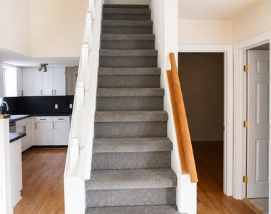 1410 W 51st St - Photo Thumbnail 16