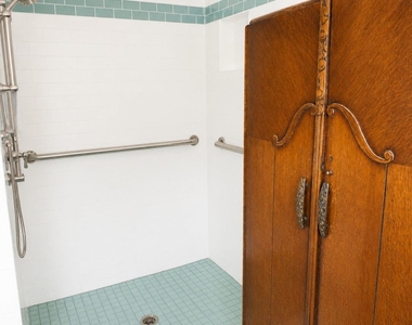 1410 W 51st St - Photo Thumbnail 10