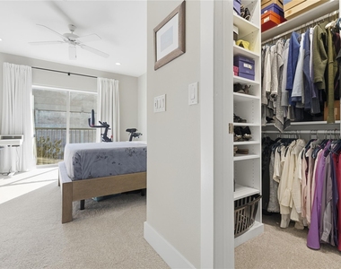 908 Nueces St - Photo Thumbnail 25