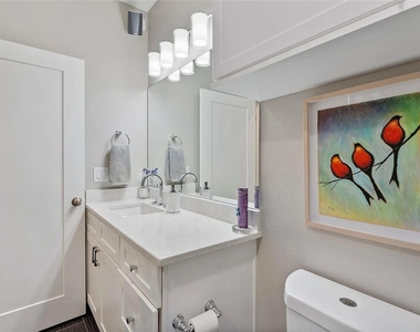 908 Nueces St - Photo Thumbnail 16
