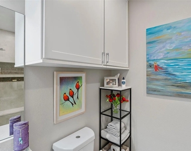 908 Nueces St - Photo Thumbnail 17
