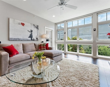 908 Nueces St - Photo Thumbnail 1