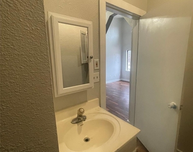 1108 W Mccarty Ln - Photo Thumbnail 16