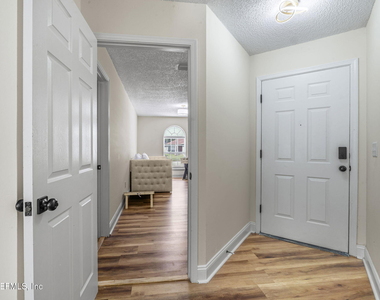 2658 Sam Houston Place - Photo Thumbnail 21