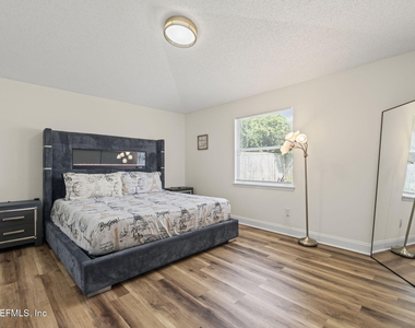 2658 Sam Houston Place - Photo Thumbnail 11