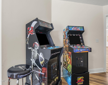 2658 Sam Houston Place - Photo Thumbnail 22