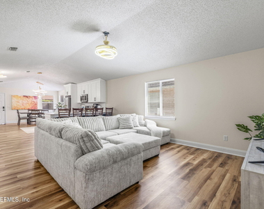 2658 Sam Houston Place - Photo Thumbnail 4