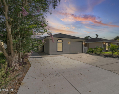 2658 Sam Houston Place - Photo Thumbnail 1
